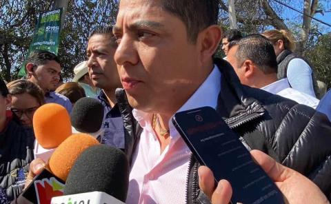 Gobernador reconoce liderazgo de Arnulfo U. 
