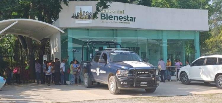 Denuncian deficiencia de cajero automático Denuncian deficiencia de cajero automático