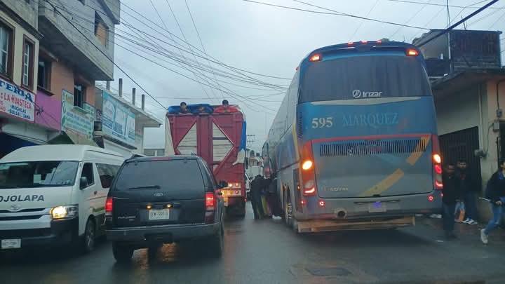 Necesario respetar paradas de transporte público