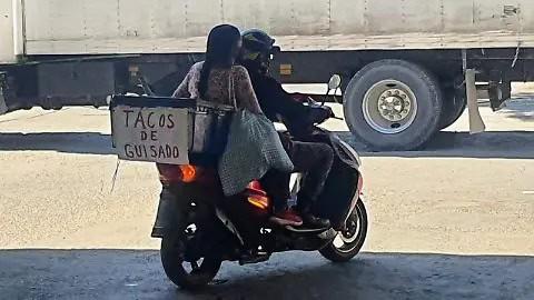 Motociclistas omiten  las reglas de tránsito 