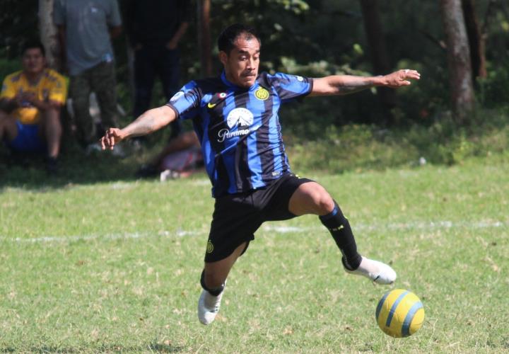 Atlético San Luis vs. Papelería Unkaj por campeonato de liga