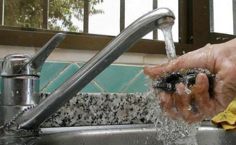 Consumo de agua aumentó al 100%
