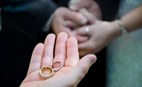 Enlaces matrimoniales aumentaron en diciembre 
