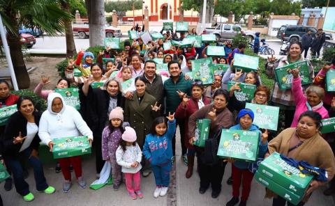 Autoridades entregaron 500 roscas de reyes 
