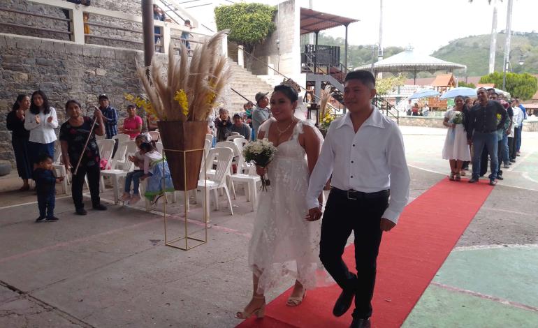 Invitan a parejas a las bodas colectivas