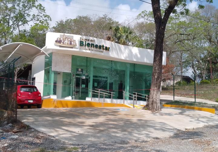 Despojan a adulto mayor de su dinero en Banco Bienestar