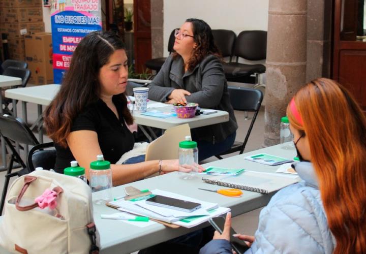 Jornadas de empleo para mujeres potosinas