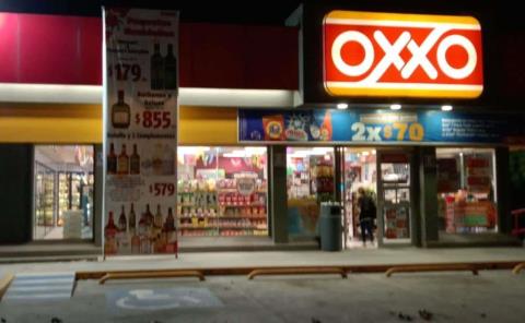 ASALTÓ UN OXXO SOLITARIO HAMPÓN     
