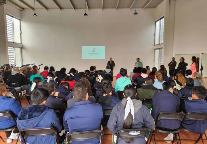 Fomentan bienestar en comunidades potosinas